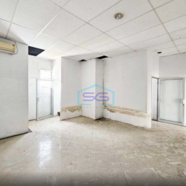 Disewakan Ruko Strategis Tengah Kota Dekat Jalan Slamet Riyadi Solo LB 150m2-4