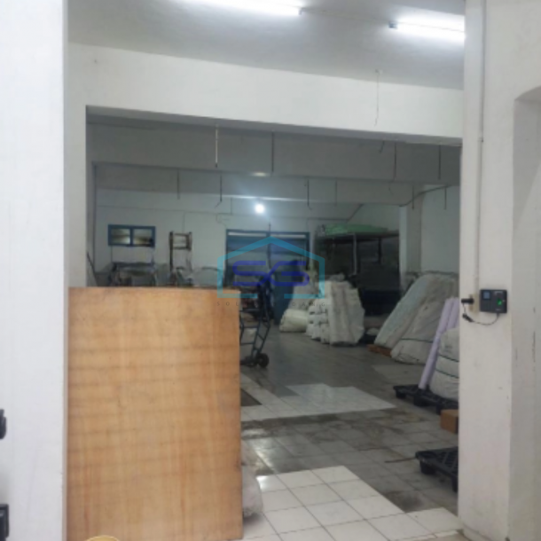 Disewakan Ruko Lokasi Di Tengah Kota Pinggir Jalan Slamet Riyadi di Solo Cocok Untuk Investasi Usaha.-2