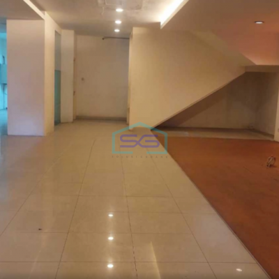 Disewakan Ruko 4 Lantai Lokasi Strategis Cocok Untuk Investasi Usaha di Solo LB 773m2-4