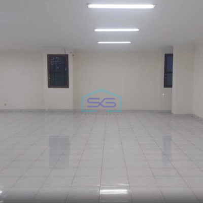 Disewakan Ruko 4 Lantai Lokasi Strategis Cocok Untuk Investasi Usaha di Solo LB 773m2-2