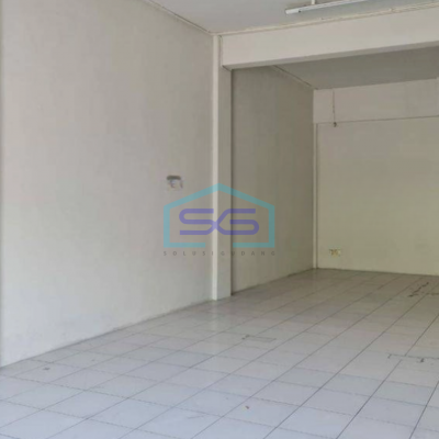 Disewa Ruko strategis 3 lantai tengah kota solo