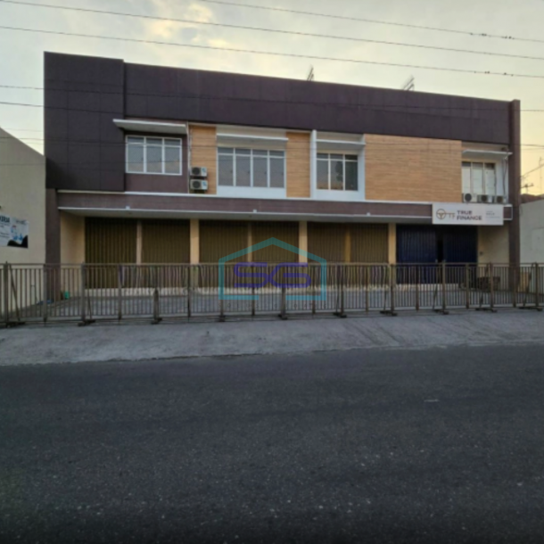 Disewakan Ruko Baru Strategis Pusat Kota Dekat Jalan Veteran Solo Luas Bangunan 420m2-1