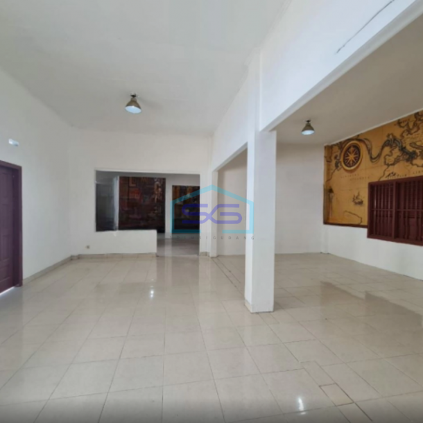 Dijual Ruang Usaha Strategis Dekat Jalan Slamet Riyadi Banjarsari Solo Luas Tanah 683m2-6