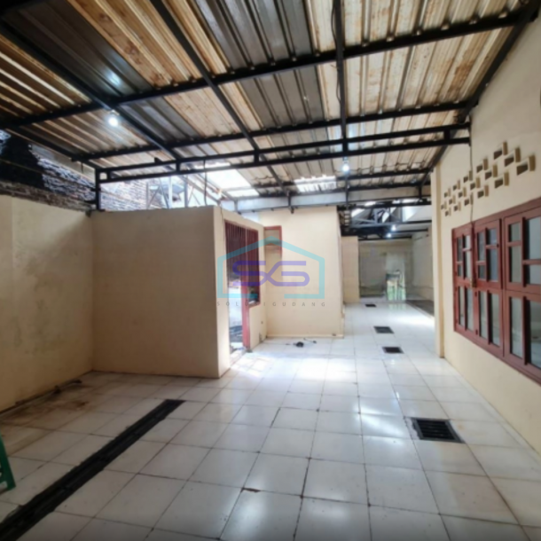 Dijual Ruang Usaha Strategis Dekat Jalan Slamet Riyadi Banjarsari Solo Luas Tanah 683m2-2