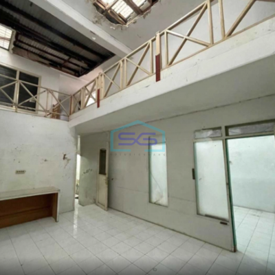 Disewakan Ruko 2 Lantai Lokasi Strategis Di Tengah Kota Surakarta Cocok Untuk Investasi Usaha LB 400m2-5