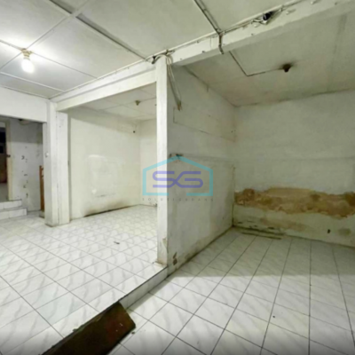 Disewakan Ruko 2 Lantai Lokasi Strategis Di Tengah Kota Surakarta Cocok Untuk Investasi Usaha LB 400m2-4