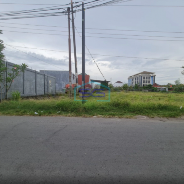 Dijual Tanah Istimewa Hook di Jalan Blewah Raya Karangasem Laweyan Solo Akses Jalan Lebar-1