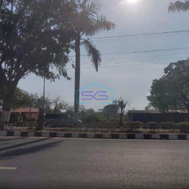 Dijual Cepat Tanah Strategis Pinggir Jalan di Jalan Utama Ir Soekarno Solobaru-2