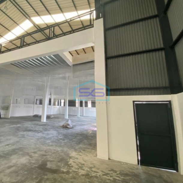 Disewakan Gudang 1 Lantai Akses Container 40 Feet di Cipondoh Tangerang-2