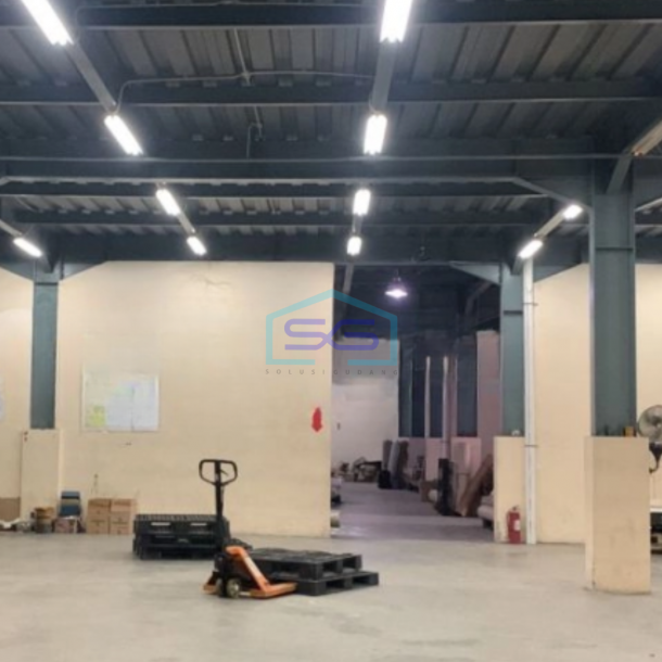 Disewakan Gudang 2 Lantai Lokasi Jurumudi Tangerang Ada Kantor-3