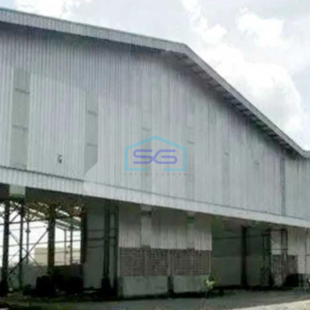 Disewakan Gudang Luas Bangunan  3360 m² Akses Container 40 Feet Lokasi Sepatan Tangerang-1
