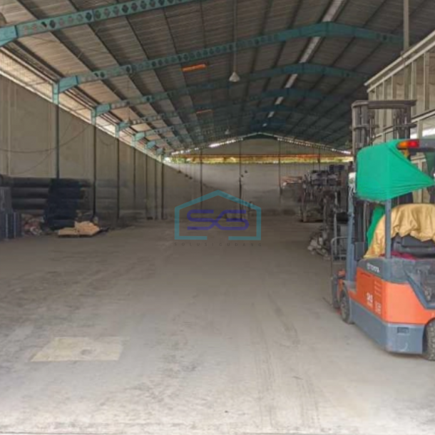 Disewakan Gudang Lokasi Bebas Banjir Lokasi Jati Uwung Tangerang Luas Bangunan 2000 m2-1