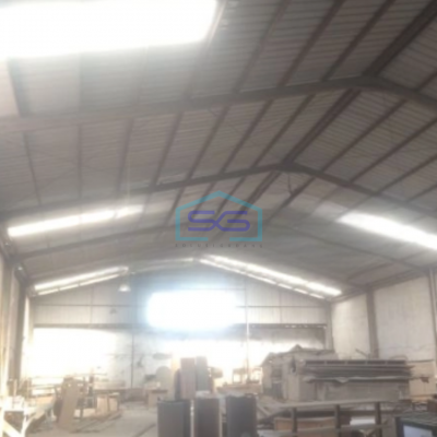 Disewakan Gudang Akses Container 40 Feet Luas Bangunan  600 m² Lokasi Cipondoh Tangerang