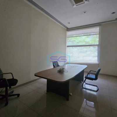 Disewakan Gudang Luas Bangunan  2300 m² Lokasi Tangerang Ada Kantor