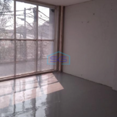 Disewakan Gudang Luas Tanah 300 m² Lokasi Kalideres Jakarta Barat-4