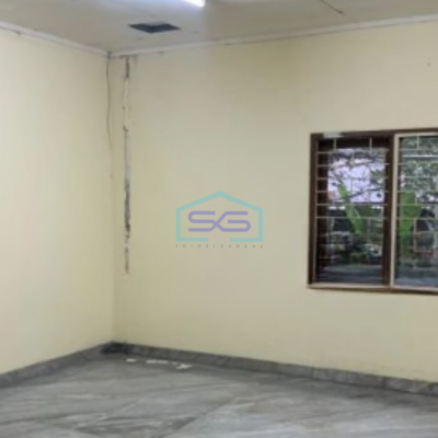 Disewakan Gudang Ada Kantor Luas Bangunan  1100 m² Lokasi Karawaci Tangerang