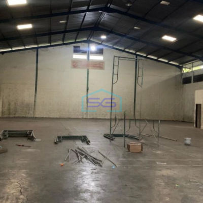 Disewakan Gudang Ada Kantor Luas Bangunan  1100 m² Lokasi Karawaci Tangerang
