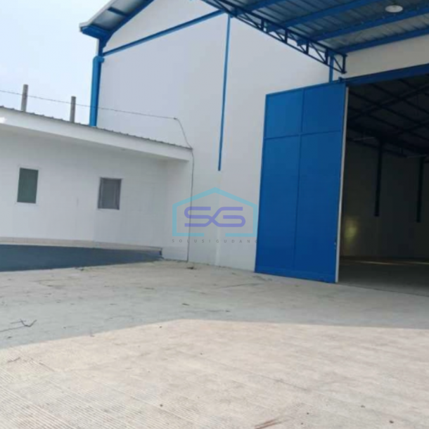 Disewakan Gudang Luas Bangunan  600 m² Lokasi Bebas Banjir di Cipondoh Tangerang-2