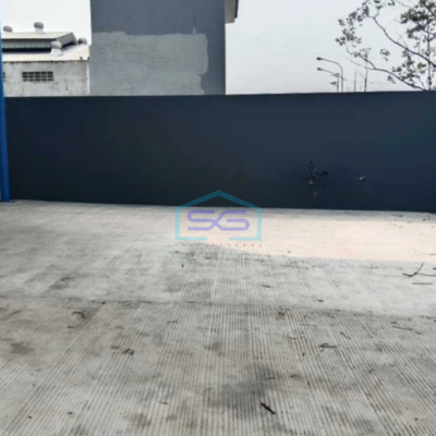 Disewakan Gudang Luas Bangunan  600 m² Lokasi Bebas Banjir di Cipondoh Tangerang
