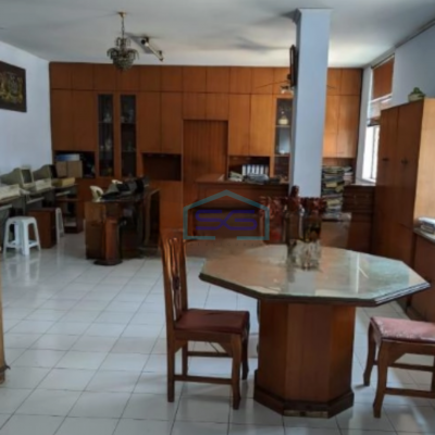 Dijual Ruang Usaha Luas Bangunan 352 m²  di Tambora Jakarta Barat