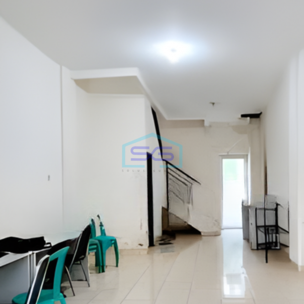 Dijual Ruko 2 Lantai Lokasi Bebas Banjir di Duri Kosambi Jakarta Barat-1
