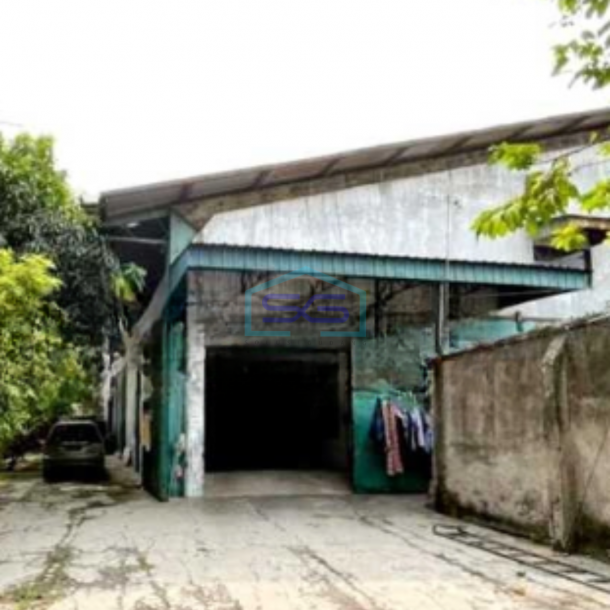 Dijual Gudang Luas Bangunan 800 m²  di Kalideres Jakarta Barat-1