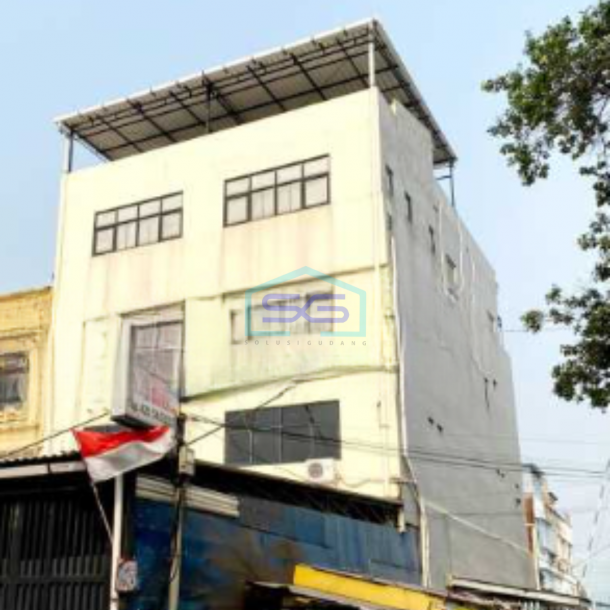 Dijual Ruko Luas Tanah 157 m²  di Duri Kosambi Jakarta Barat-1