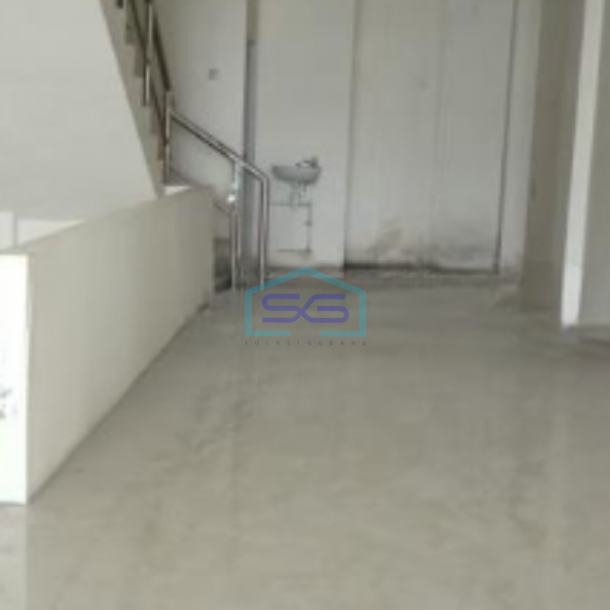 Disewakan Ruko Siap Pakai Luas Bangunan 190 m² di Jembatan Lima Jakarta Barat-3