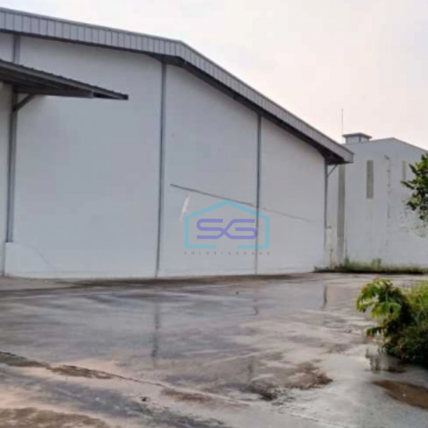 Disewakan Gudang Luas Bangunan  2820 m² di Legok Tangerang-2