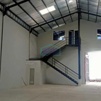 Disewakan Gudang Luas Tanah  486 m²  Akses Contaniner 40 Feet di Tangerang