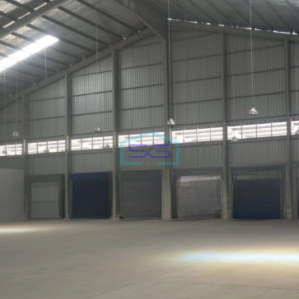 Disewakan Gudang Lokasi Bebas Banjir di Cikarang Luas Bangunan 7912 m²-1