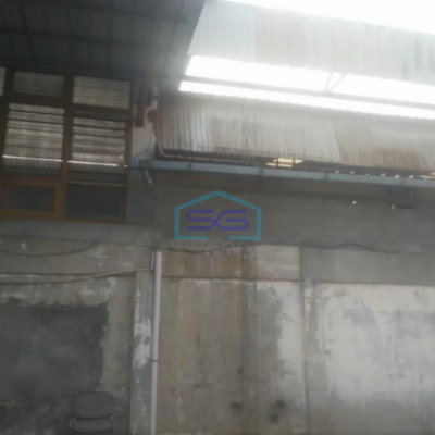 Dijual Gudang Eks Pabrik Luas Bangunan  700 m² Lokasi di Kapuk Kamal Jakarta Barat