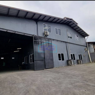 Dijual Gudang Rapi dan Full Renovasi Lokasi Strategis di Kavling Dpr Cipondoh Tanggerang