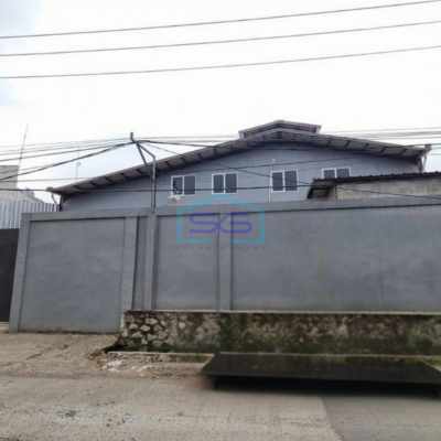 Dijual Gudang Rapi dan Full Renovasi Lokasi Strategis di Kavling Dpr Cipondoh Tanggerang