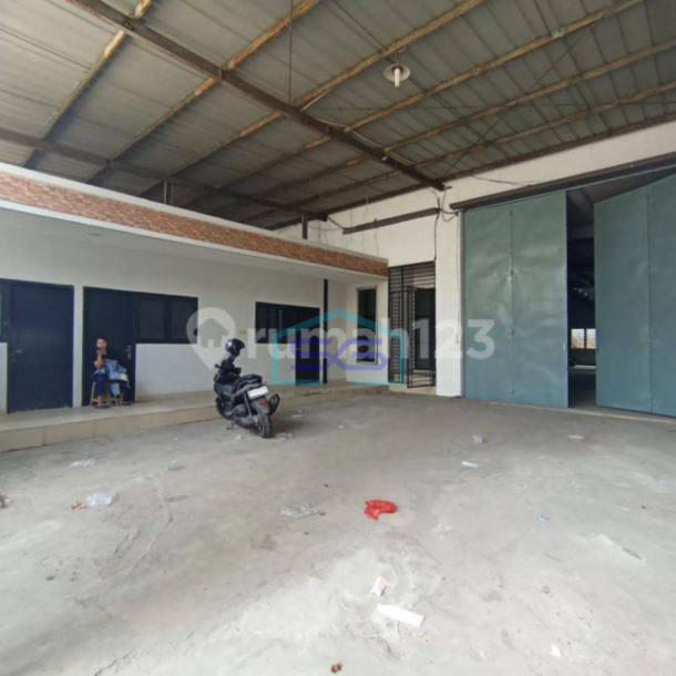 Disewakan Gudang Siap Pakai di Elang Laut Pik Jakarta Utara LB 1050m2-1