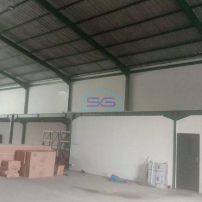 Disewakan Gudang Bagus Siap Pakai Baru di Gudang Kavling Dpr Cipondoh Tangerang LT 796m2
