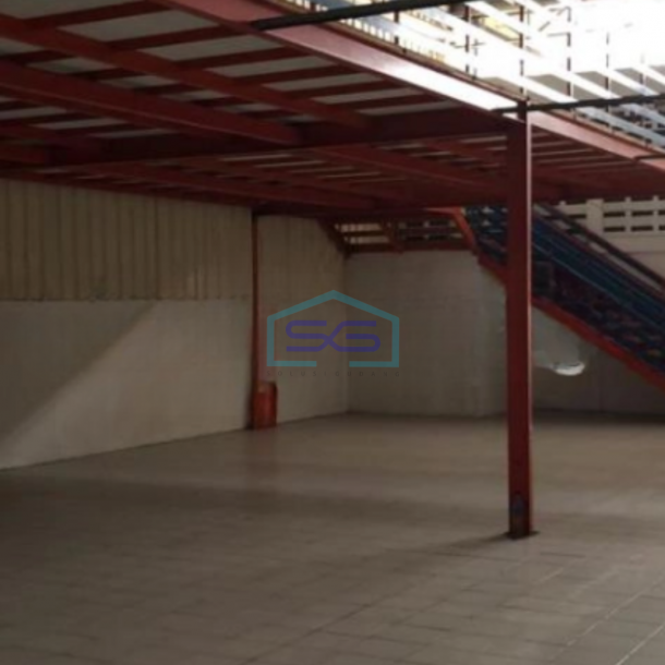 Disewakan Gudang Luas Bangunan  1000 m²  Lokasi Bebas Banjir di Petir Tangerang-3