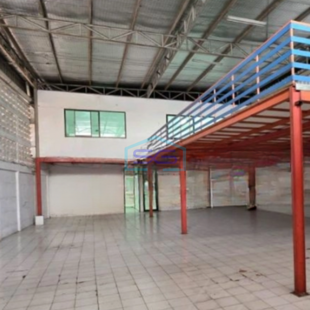 Disewakan Gudang Luas Bangunan  1000 m²  Lokasi Bebas Banjir di Petir Tangerang-2