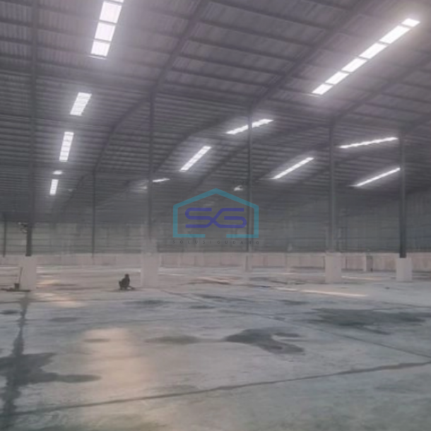 Disewakan Gudang Ada Kantor Luas Bangunan 7200 m² di Pakuhaji Tangerang-4