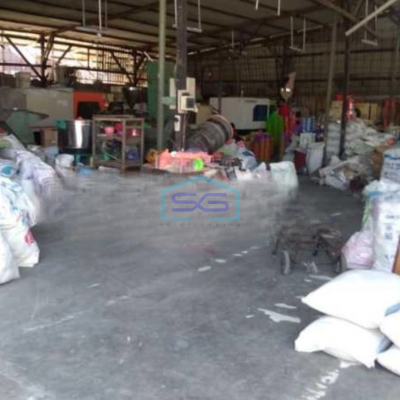 Dijual Ruang Usaha Luas Bangunan 877 m2 Lokasi Kalideres Jakarta Barat