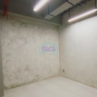 Disewakan Kantor 2 Lantai Luas Tanah 137 m² di Central Park Jakarta Barat