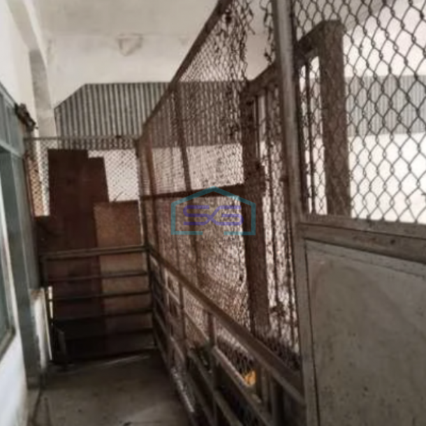 Disewakan Gudang Lokasi Strategis Kawasan Sudirman Bandung Luas 165m²-2