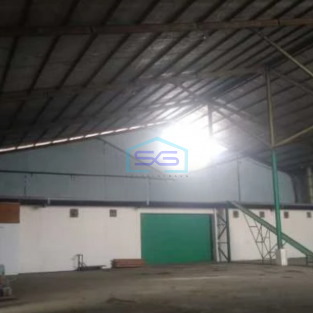 Disewakan Gudang Premium di Babakanciparay Bandung Luas 1500m²-1