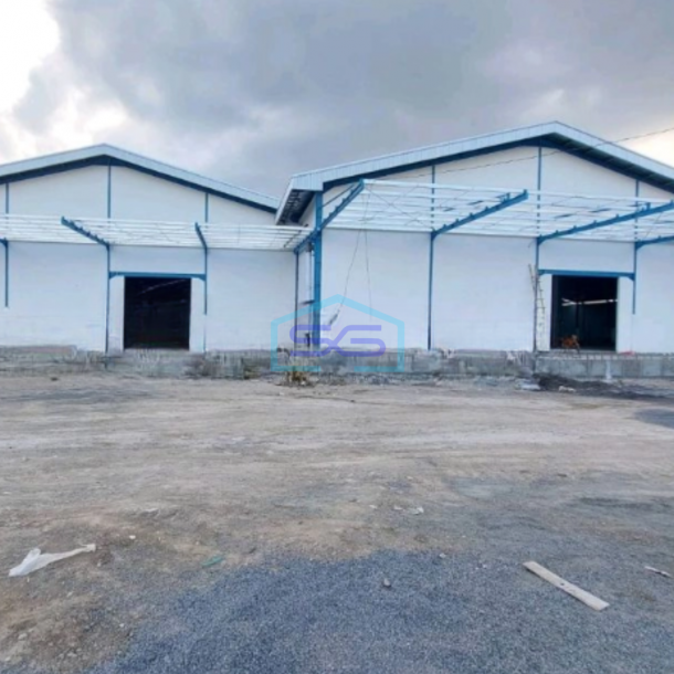 Disewakan Gudang Lokasi Siap Huni Bebas Banjir di Krian Sidoarjo Luas Bangunan  6912 m²-1