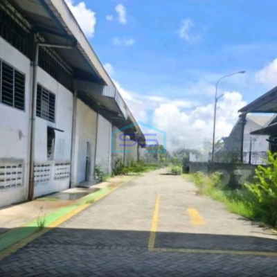 Disewakan Gudang Luas Bangunan 9610 m² Lokasi di Surabaya