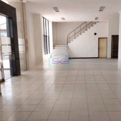 Disewakan Gudang Akses Container Luas Bangunan 7562 m² di Waru Sidoarjo