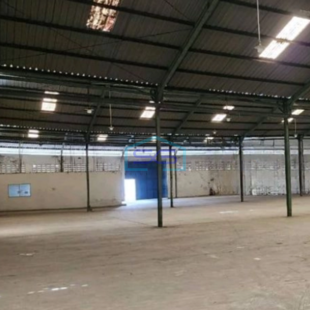 Disewakan Gudang Ada Kantor Luas Bangunan 2500 m² di Surabaya-2