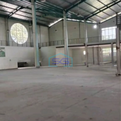 Disewakan Gudang Lokasi di Surabaya Ada Kantor Luas Bangunan 2500 m²