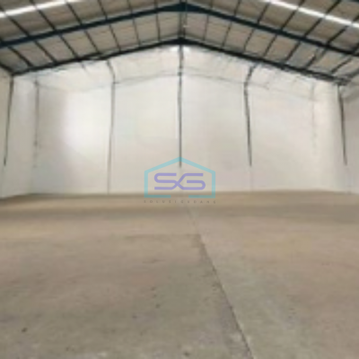 Dijual Gudang Akses Container Luas Tanah  1426 m² Lokasi Siap Huni di Gedangan Sidoarjo
