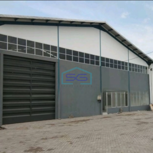 Dijual Gudang Luas Bangunan 966 m² Lokasi Bebas Banjir di Surabaya-1